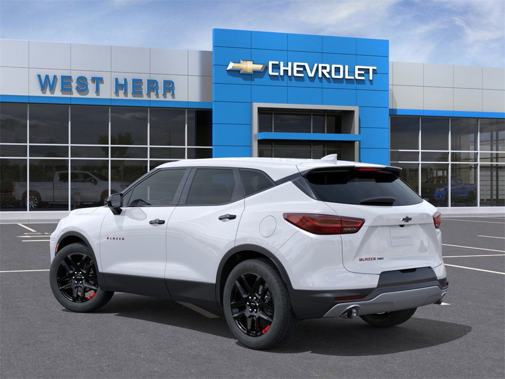 2025 Chevrolet Blazer 2LT photo 3