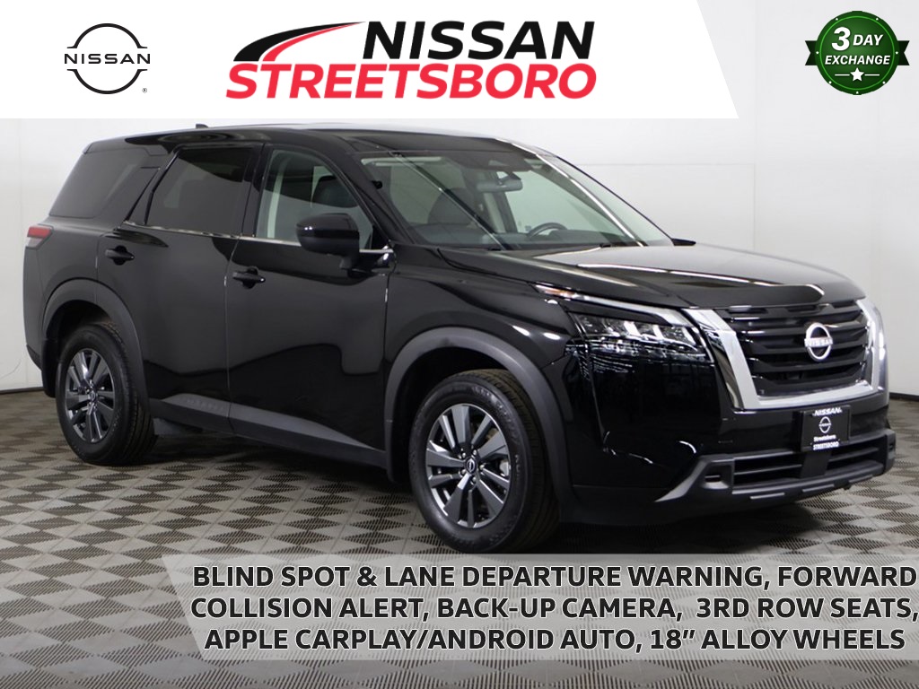 2024 Nissan Pathfinder S's photo