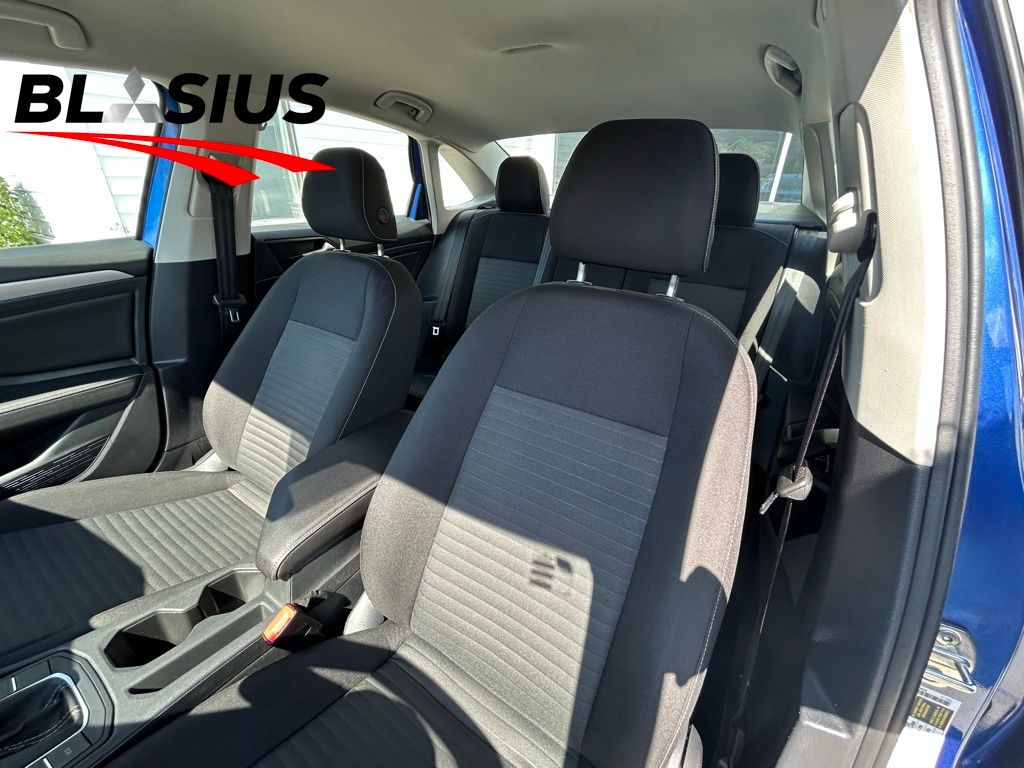 2024 Volkswagen Jetta 1.5T S photo 14