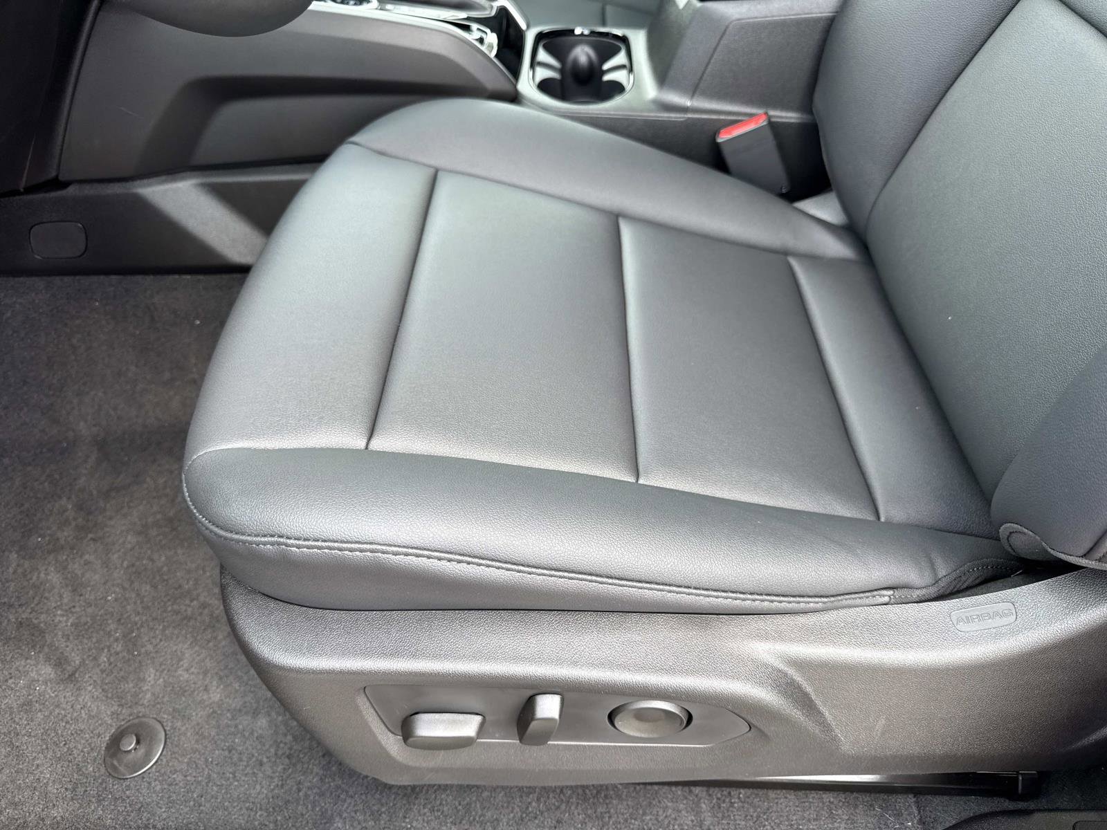 2026 Chevrolet Colorado Trail Boss photo 19