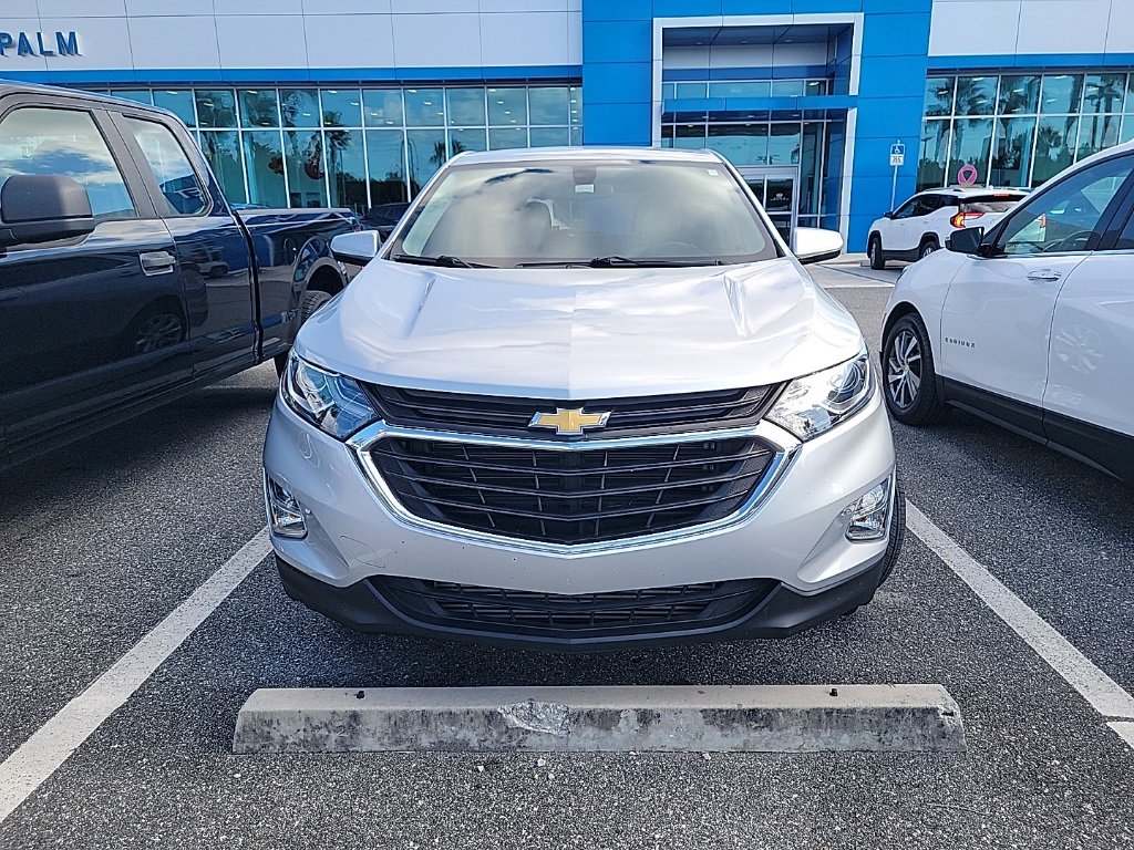 2019 Chevrolet Equinox LT photo 2