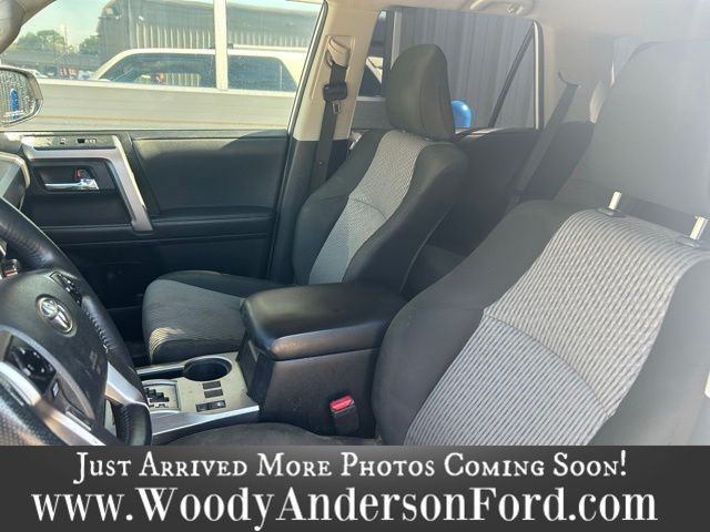2021 Toyota 4Runner SR5 photo 10