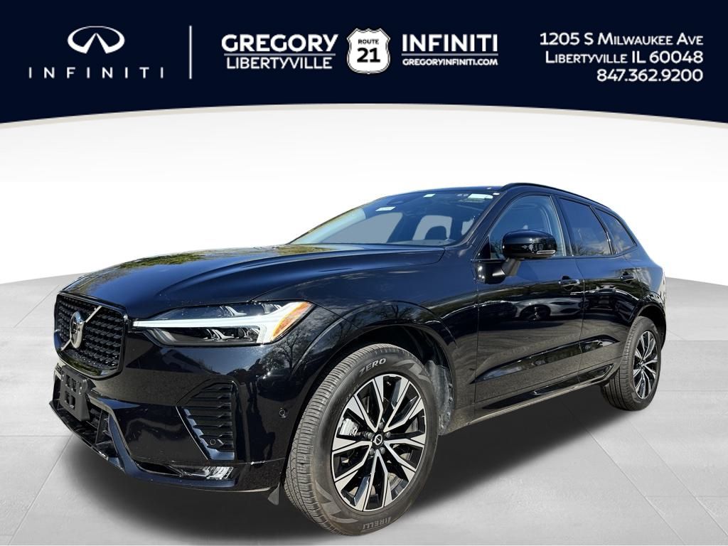 2025 Volvo XC60 Plus's photo