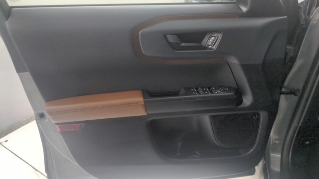 Used 2022  Ford Outer Banks image 22