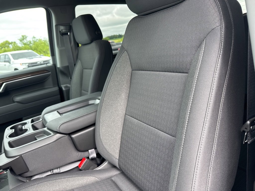 2026 Chevrolet Silverado 1500 LT photo 12