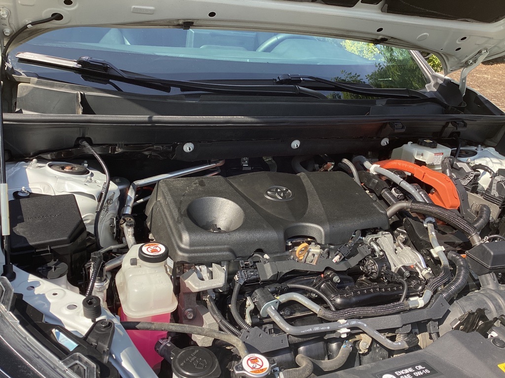 2020 Toyota RAV4 Hybrid XSE photo 22