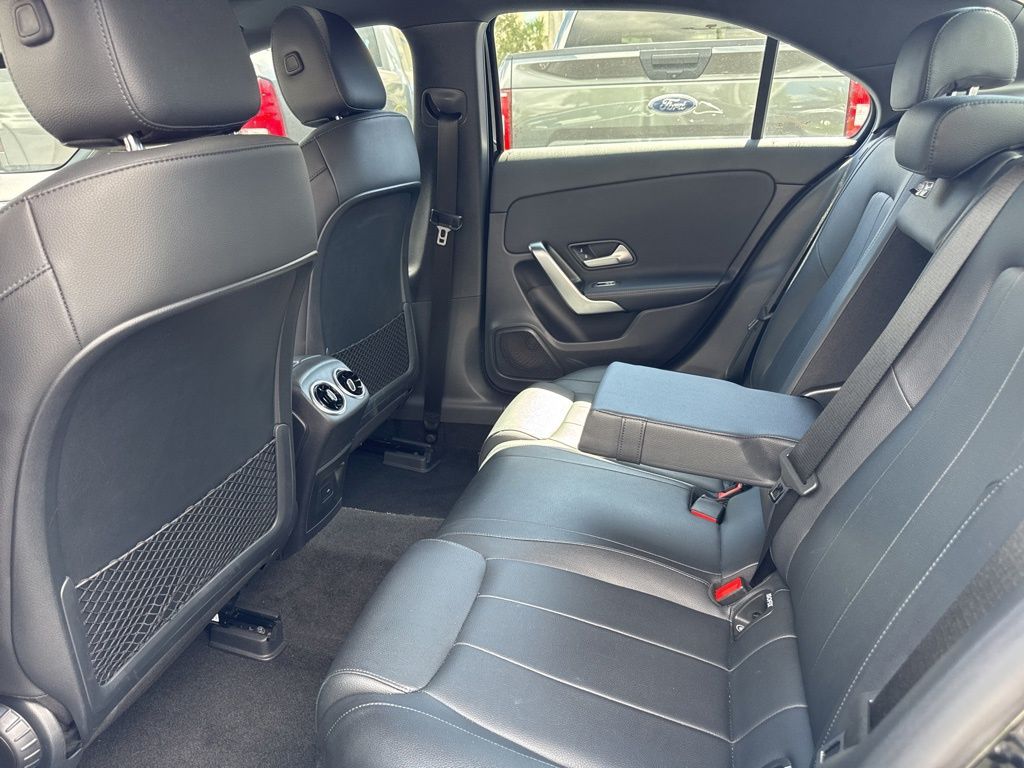 2022 Mercedes Benz A 220 photo 7