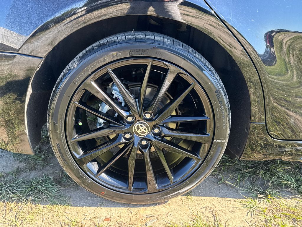 2021 Toyota Camry XSE photo 16