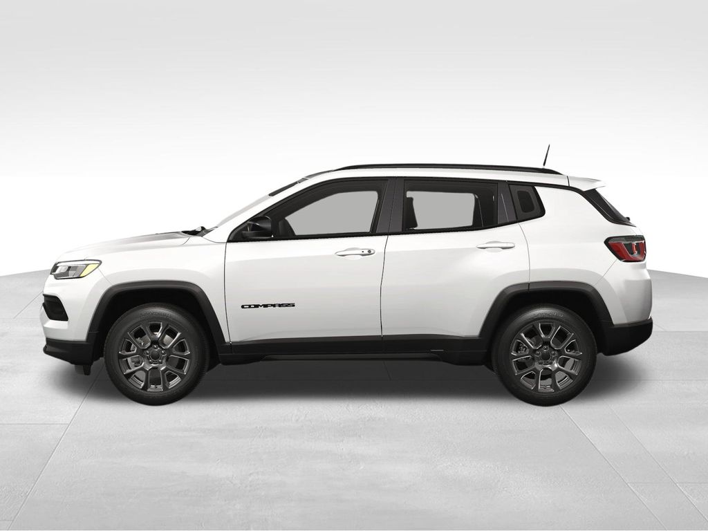 2025 Jeep Compass Latitude photo 3