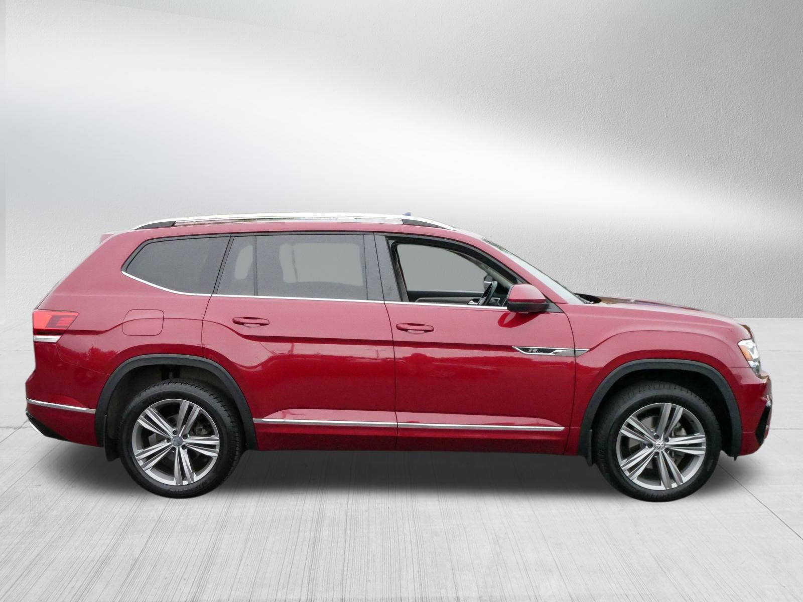 2019 Volkswagen Atlas V6 SE Technology R-Line photo 7