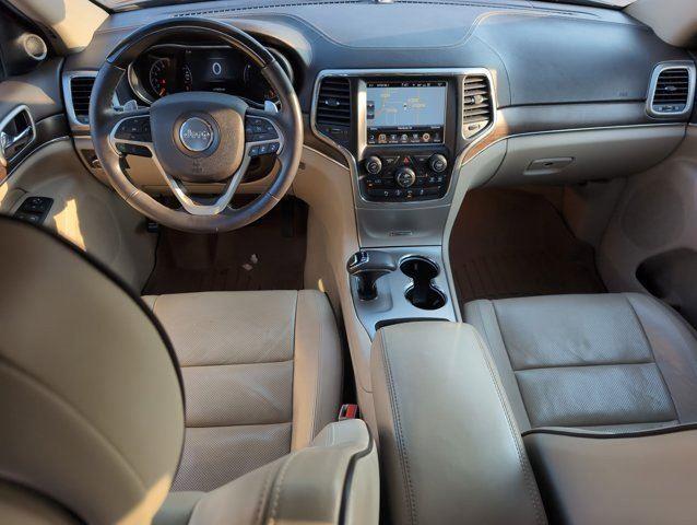 2014 Jeep Grand Cherokee Overland photo 23