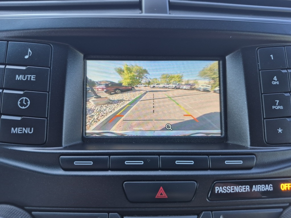 2017 Ford Explorer Base photo 4
