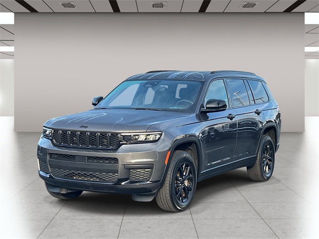 2024 Jeep Grand Cherokee Altitude photo 7