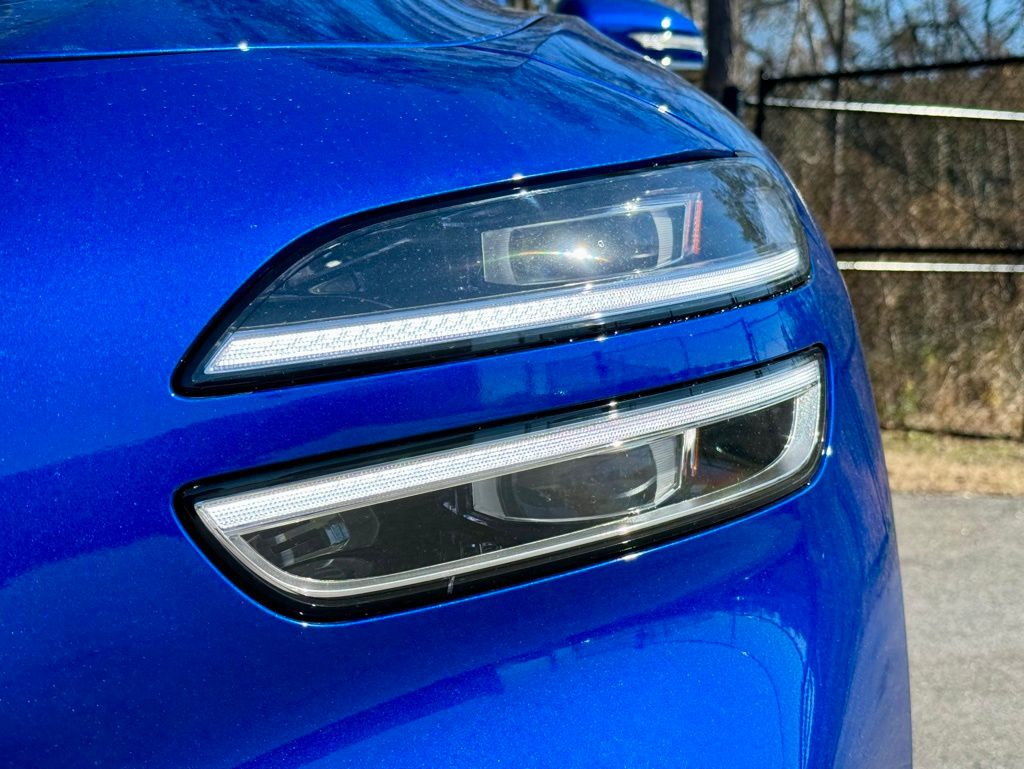 2025 Genesis G70 3.3T Sport Advanced photo 10