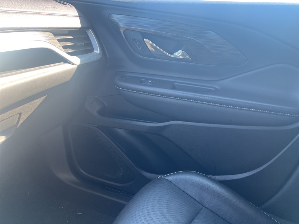 2024 Gmc Terrain SLT photo 24