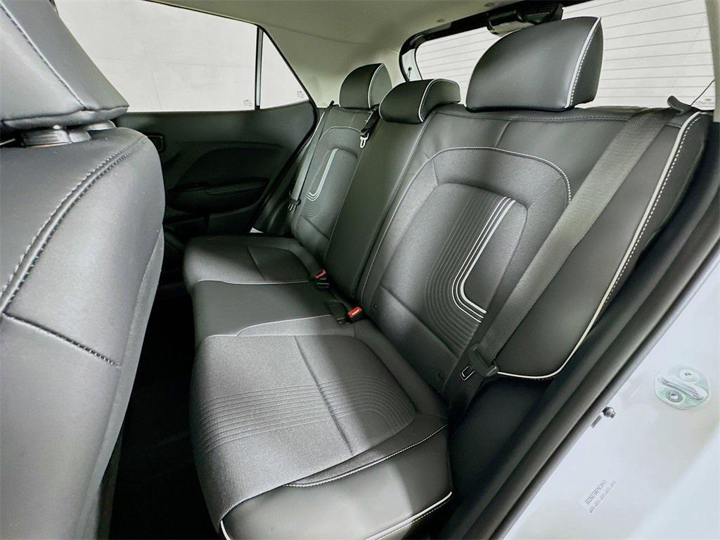 2025 Hyundai Venue Limited photo 11