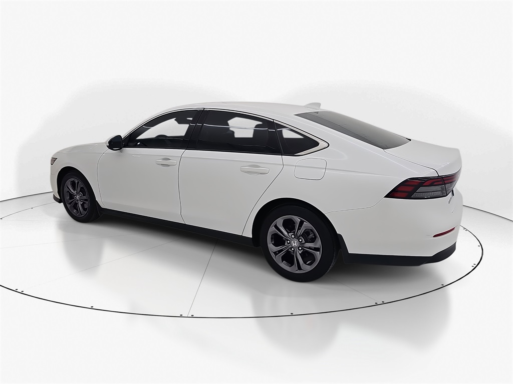 2023 Honda Accord EX photo 9