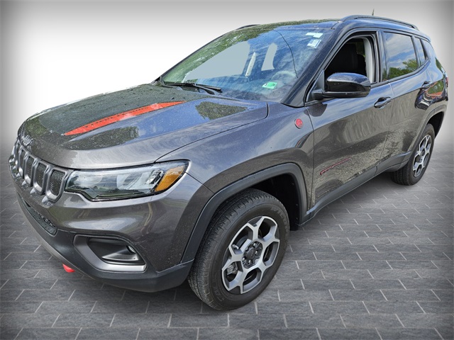 2022 Jeep Compass Trailhawk photo 2