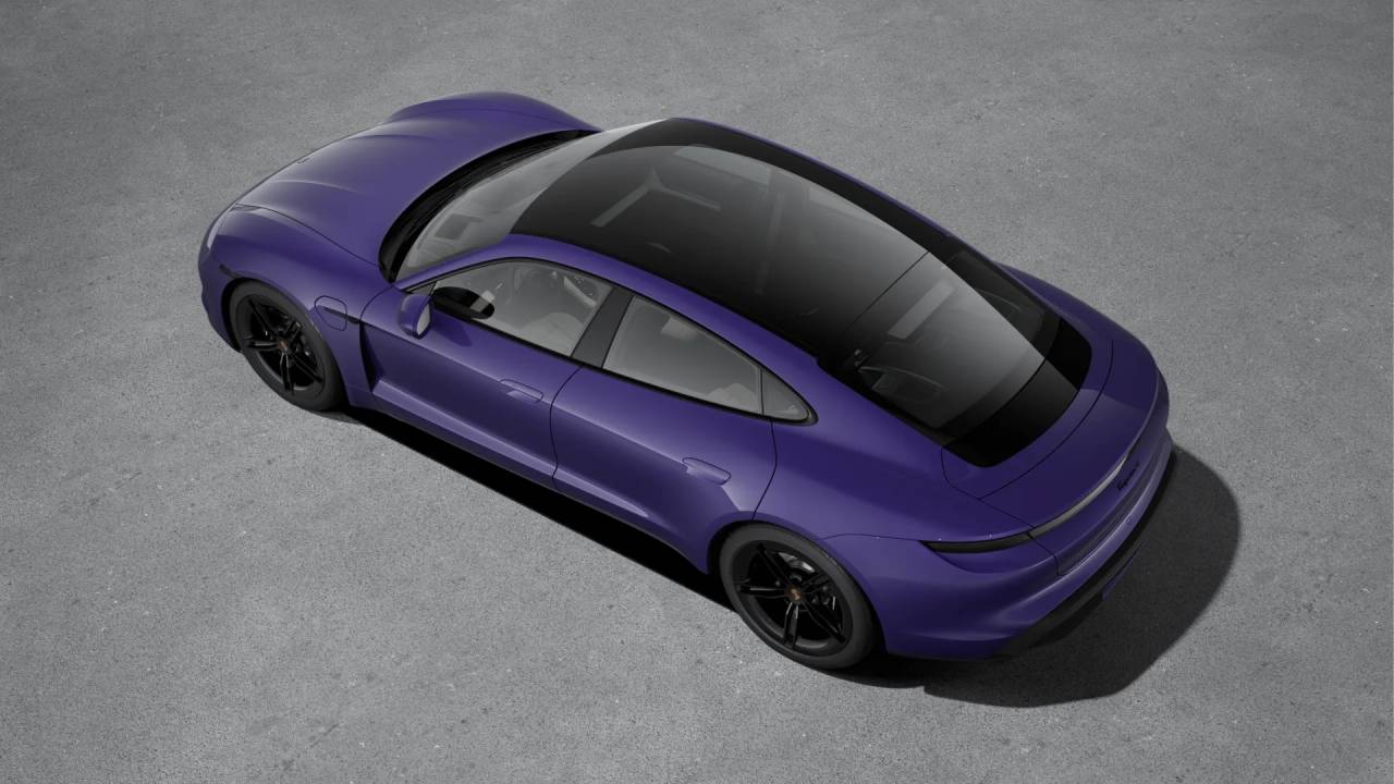 2025 Porsche Taycan 4 photo 4