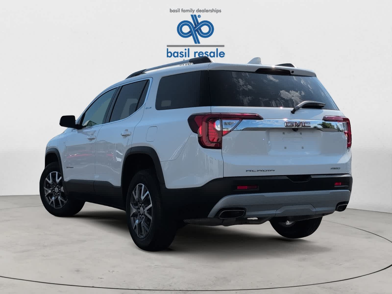 2023 Gmc Acadia SLE photo 4