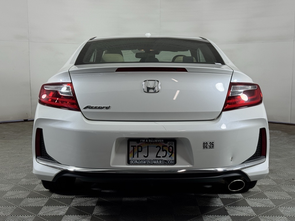2017 Honda Accord EX-L photo 4