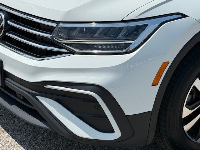 2024 Volkswagen Tiguan S photo 9