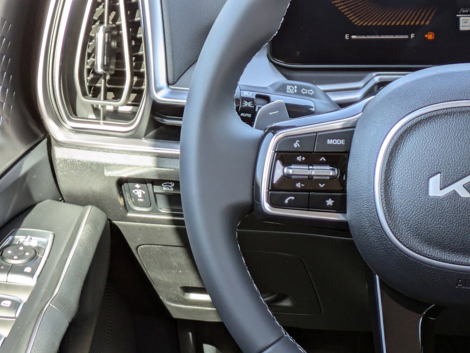 2025 Kia Sorento EX photo 23