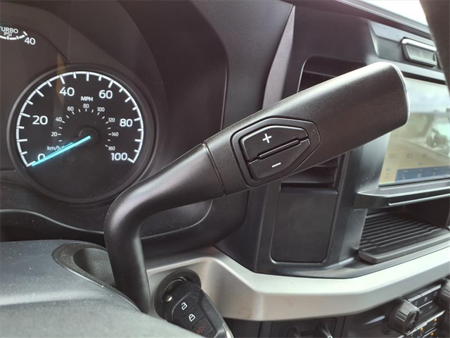 2023 Ford F-350 XLT photo 13