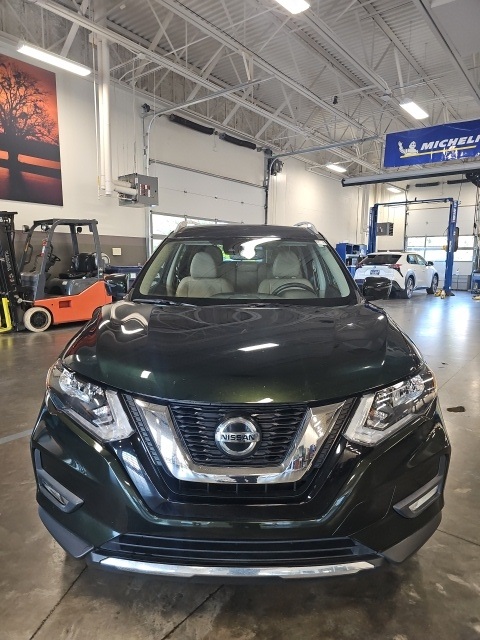 2020 Nissan Rogue SL photo 3