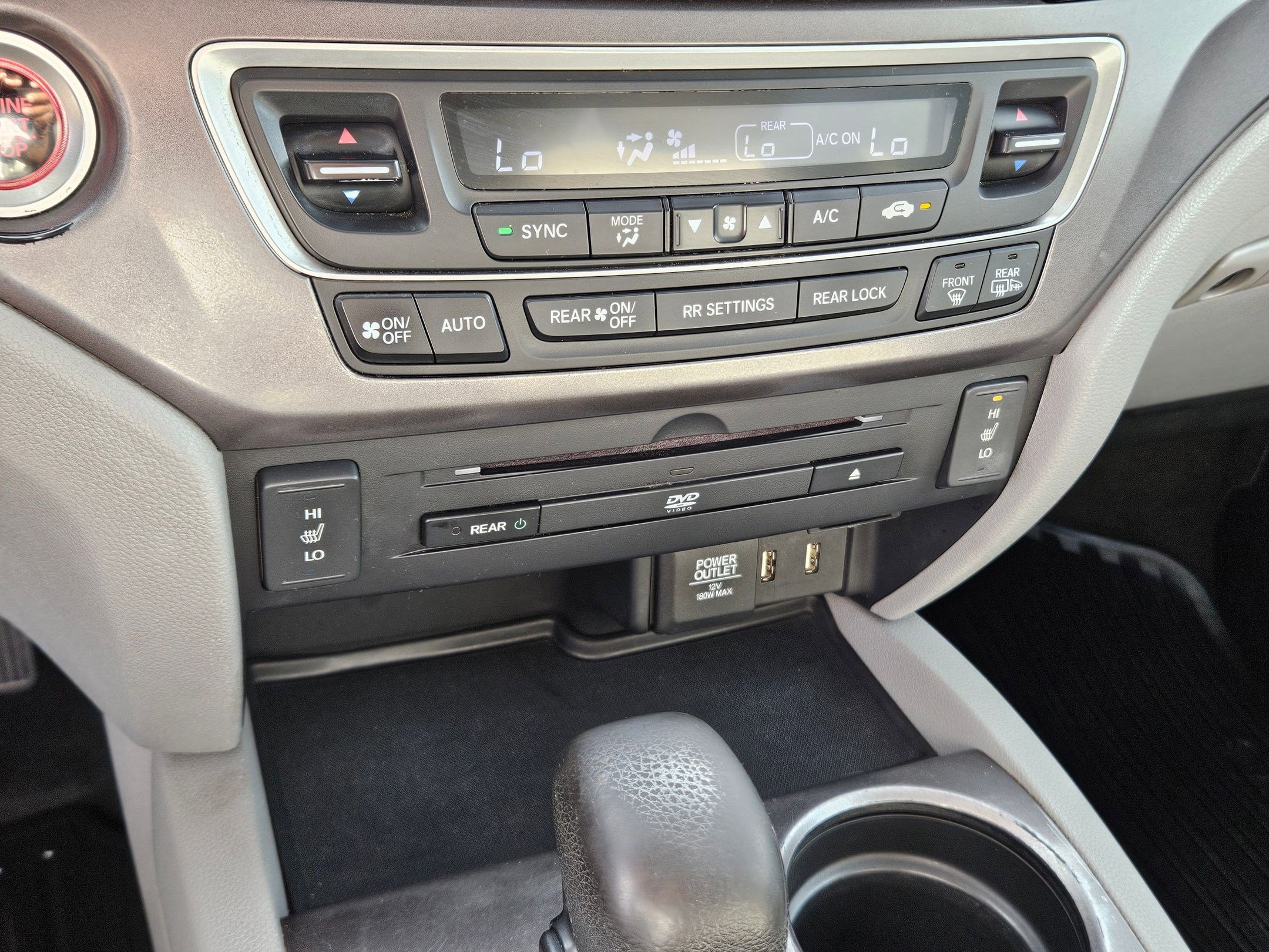 2016 Honda Pilot EX-L photo 23