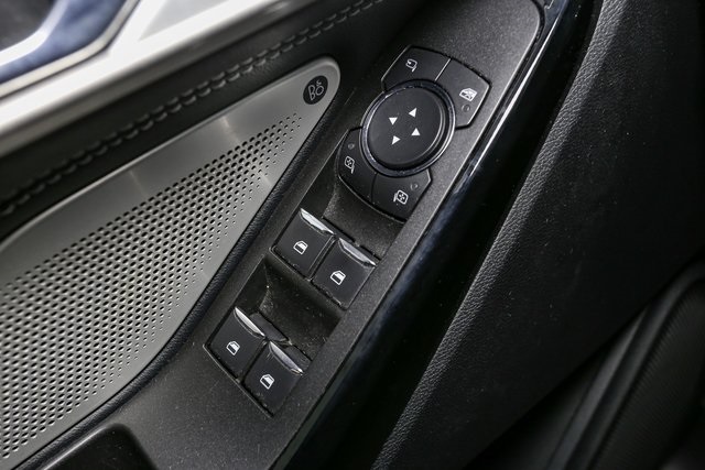 2022 Ford Explorer ST photo 34
