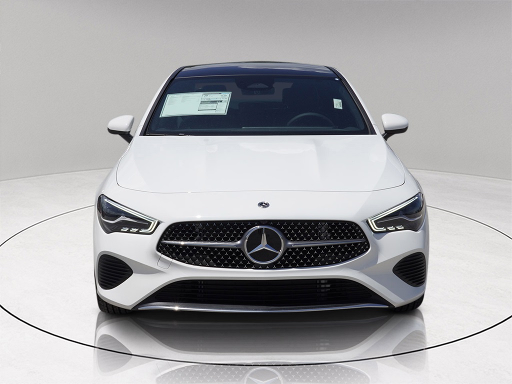 2026 Mercedes Benz CLA 250 4MATIC photo 2