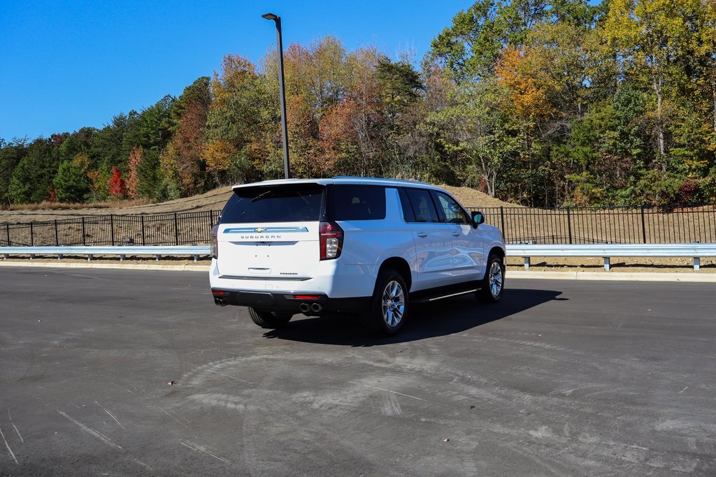 2023 Chevrolet Suburban Premier photo 4