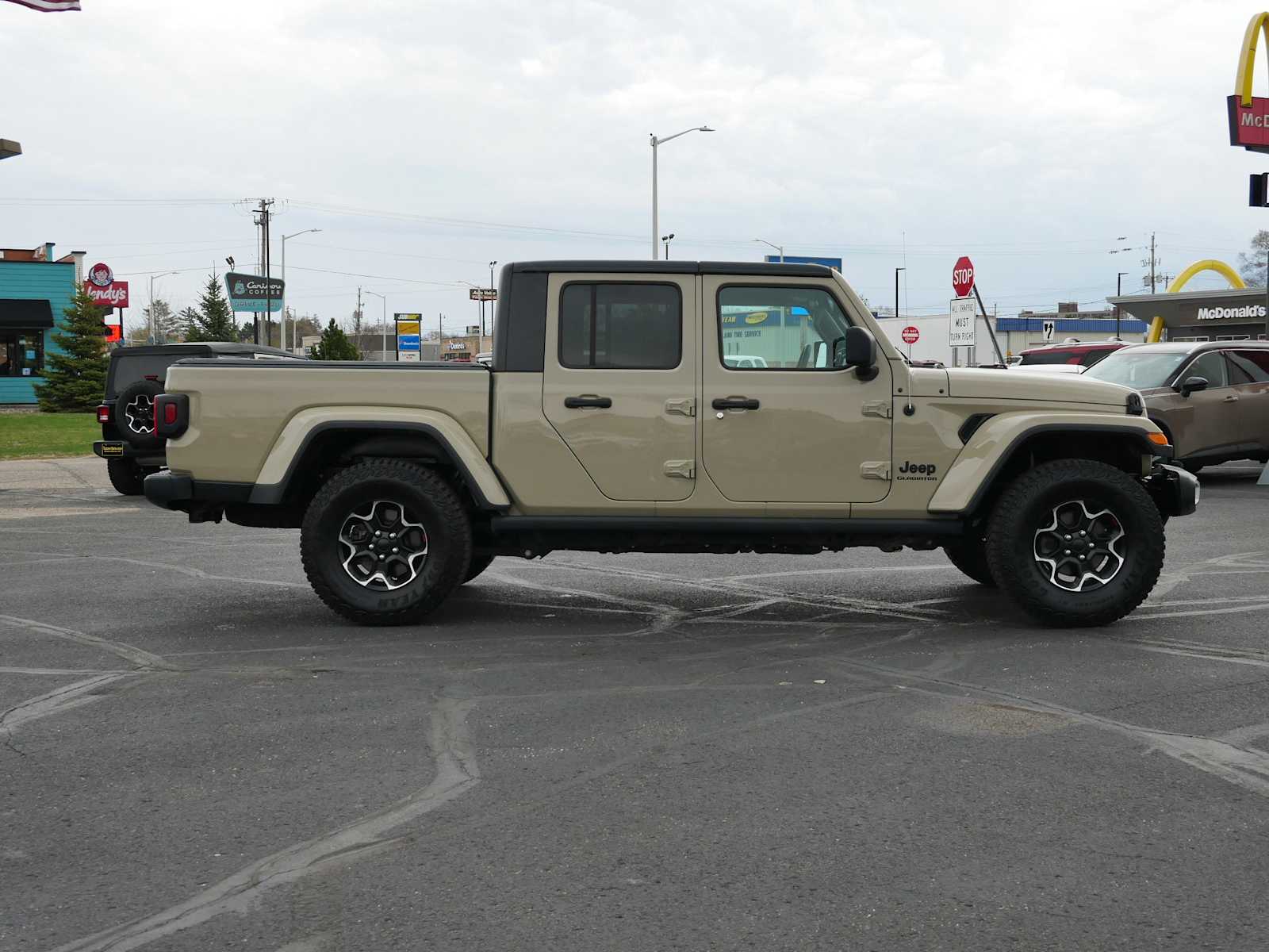 2020 Jeep Gladiator Sport S photo 6