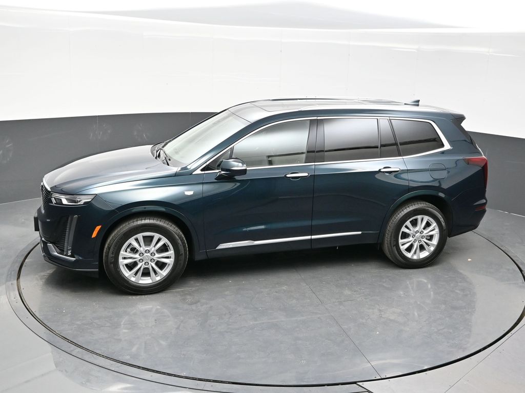 2025 Cadillac XT4 Luxury photo 26