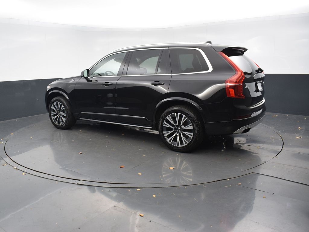 2020 Volvo XC90 T5 Momentum photo 3