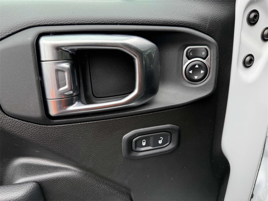 2025 Jeep Wrangler Sport S photo 26