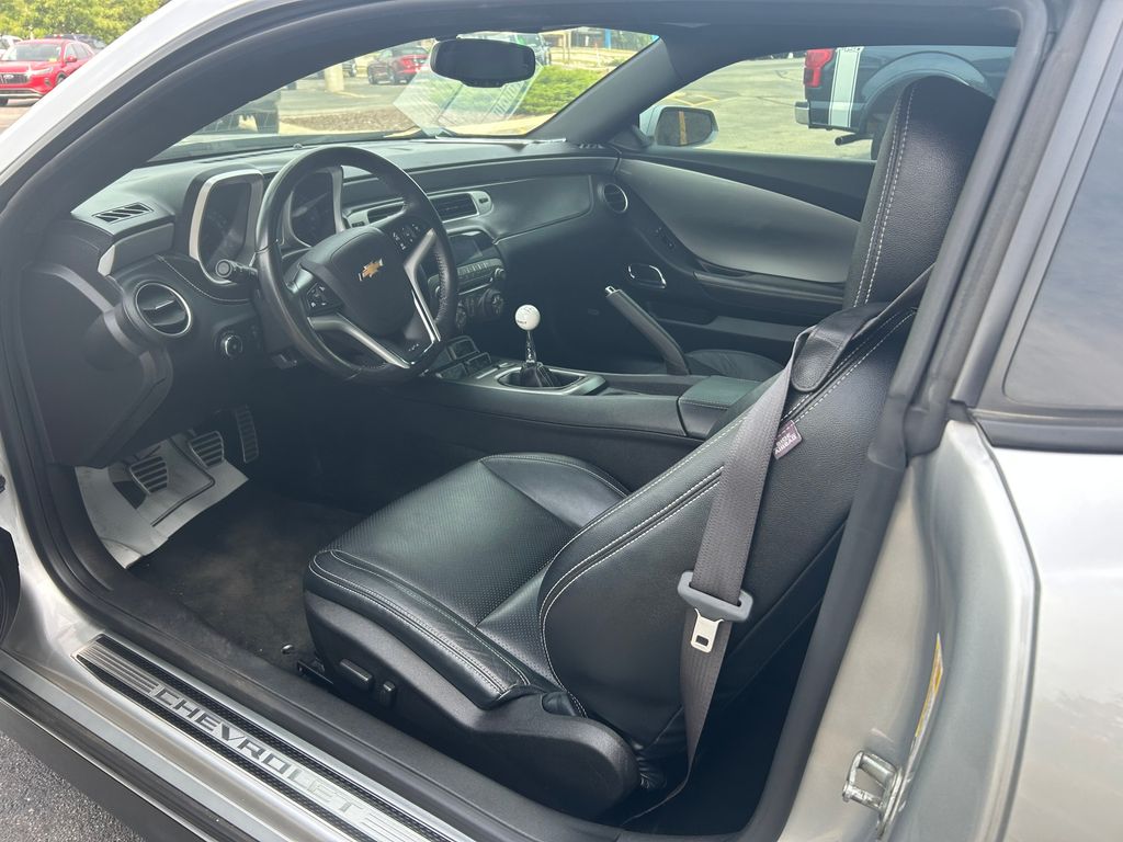 2012 Chevrolet Camaro SS photo 5