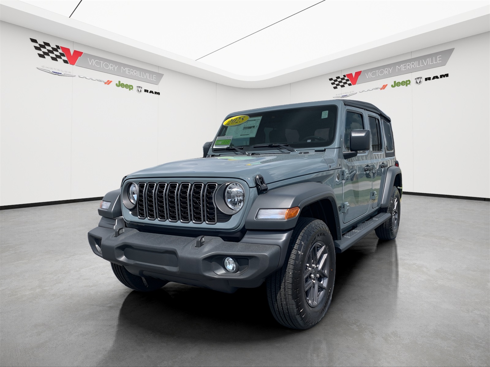 2025 Jeep Wrangler 4-Door Sport S's photo