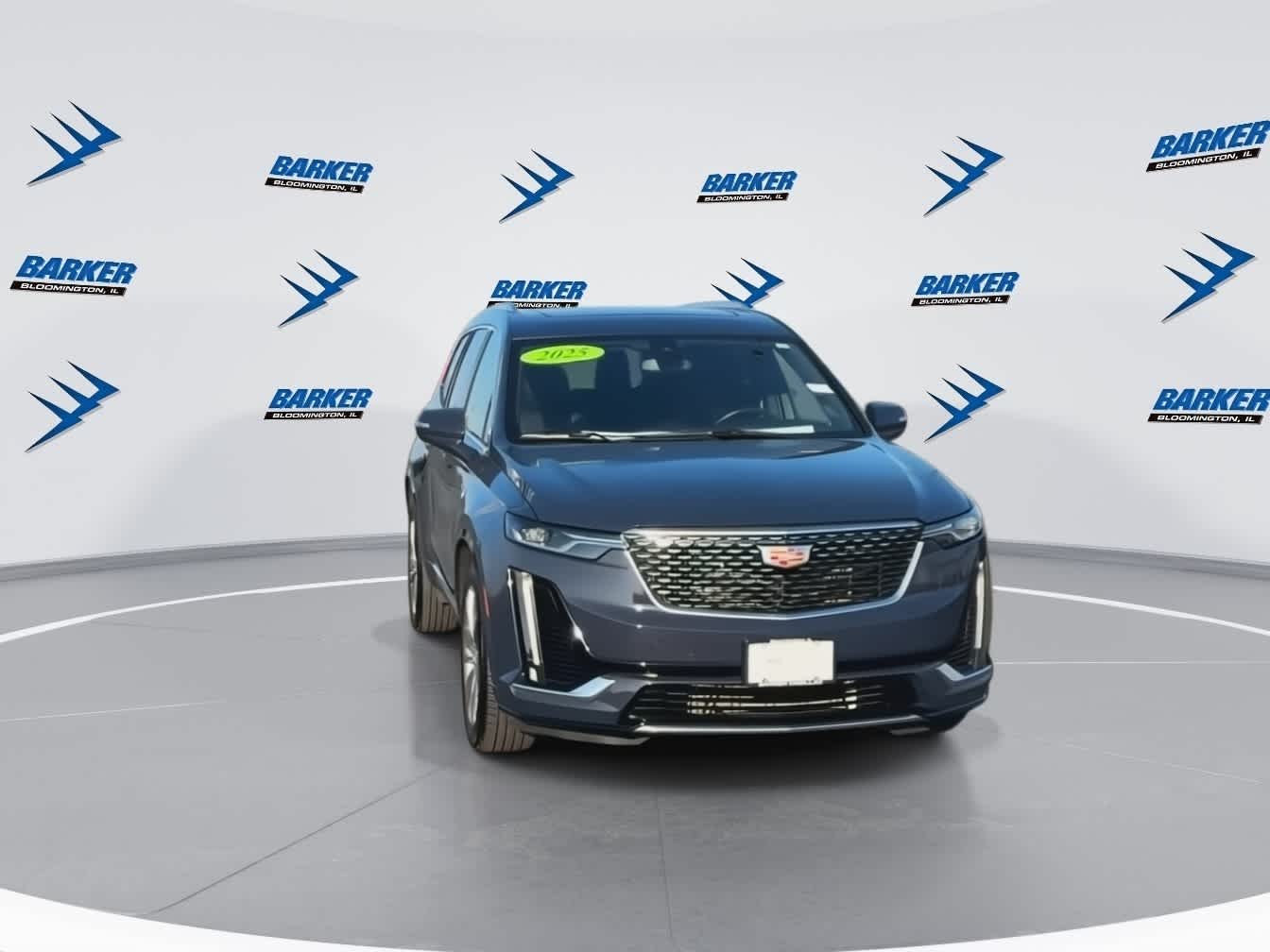 2025 Cadillac XT6 Premium Luxury photo 3