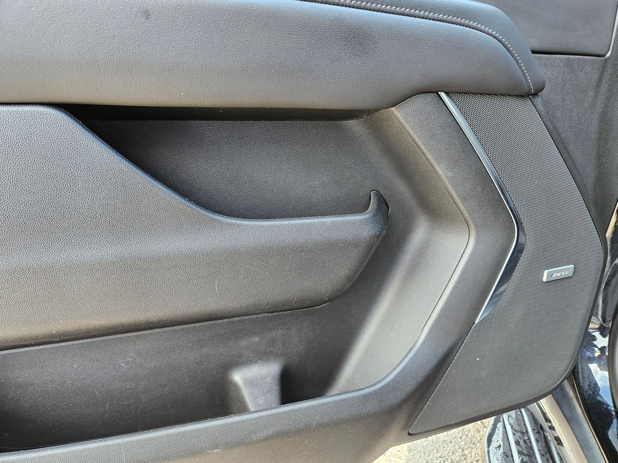 2021 Chevrolet Tahoe LT photo 12