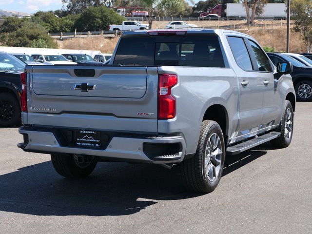 2026 Chevrolet Silverado 1500 RST photo 2