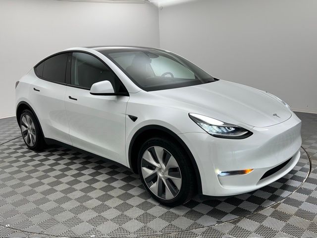 2023 Tesla Model Y Long Range photo 2