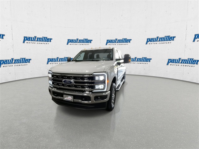 2026 Ford F-250 Lariat photo 4