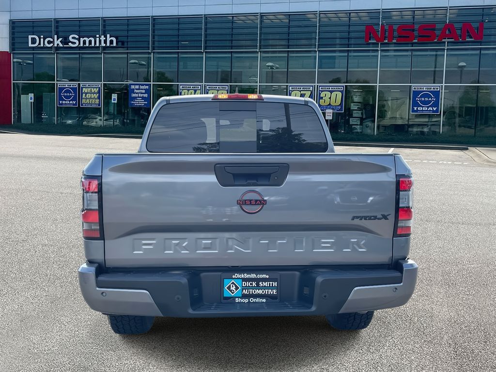2024 Nissan Frontier PRO-X photo 3