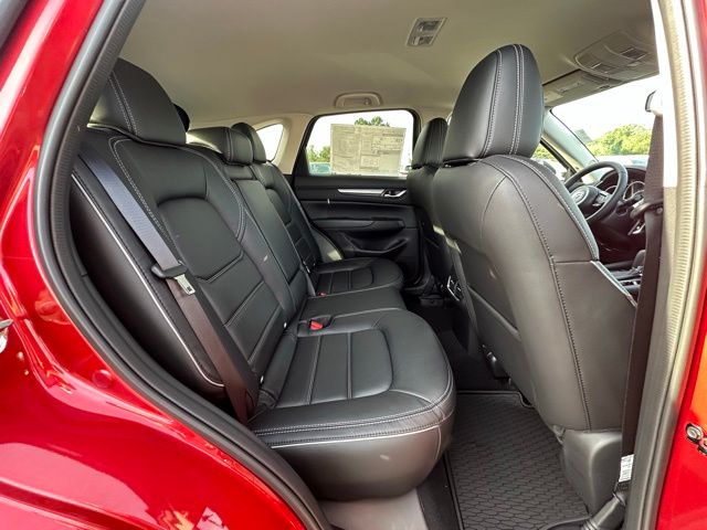 2025 Mazda CX-5 2.5 S Preferred photo 31