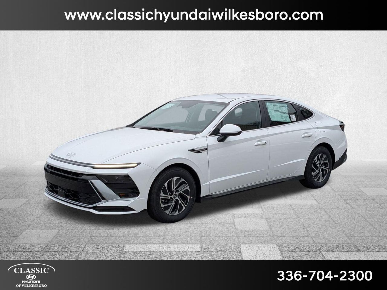 2026 Hyundai Sonata Hybrid Blue's photo