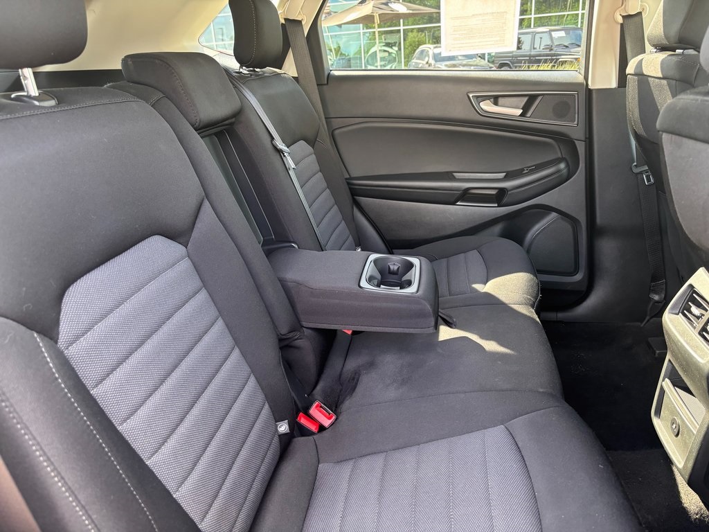 2023 Ford Edge SE photo 14