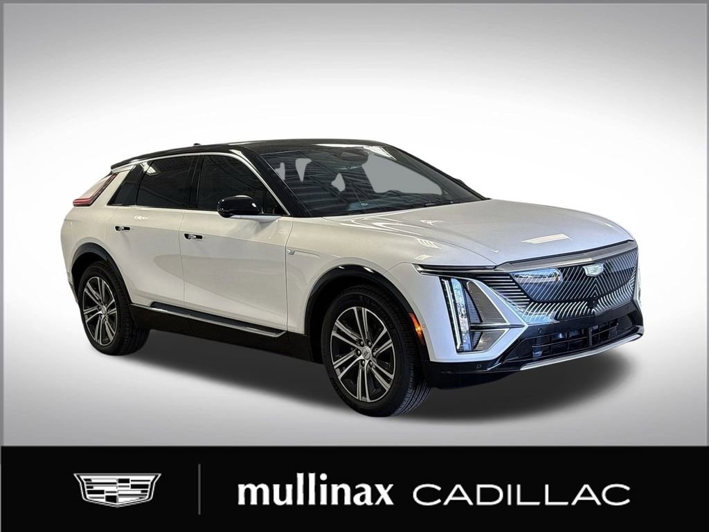 2025 Cadillac LYRIQ Luxury 1's photo