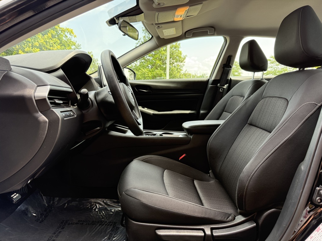2025 Nissan Altima 2.5 S photo 19